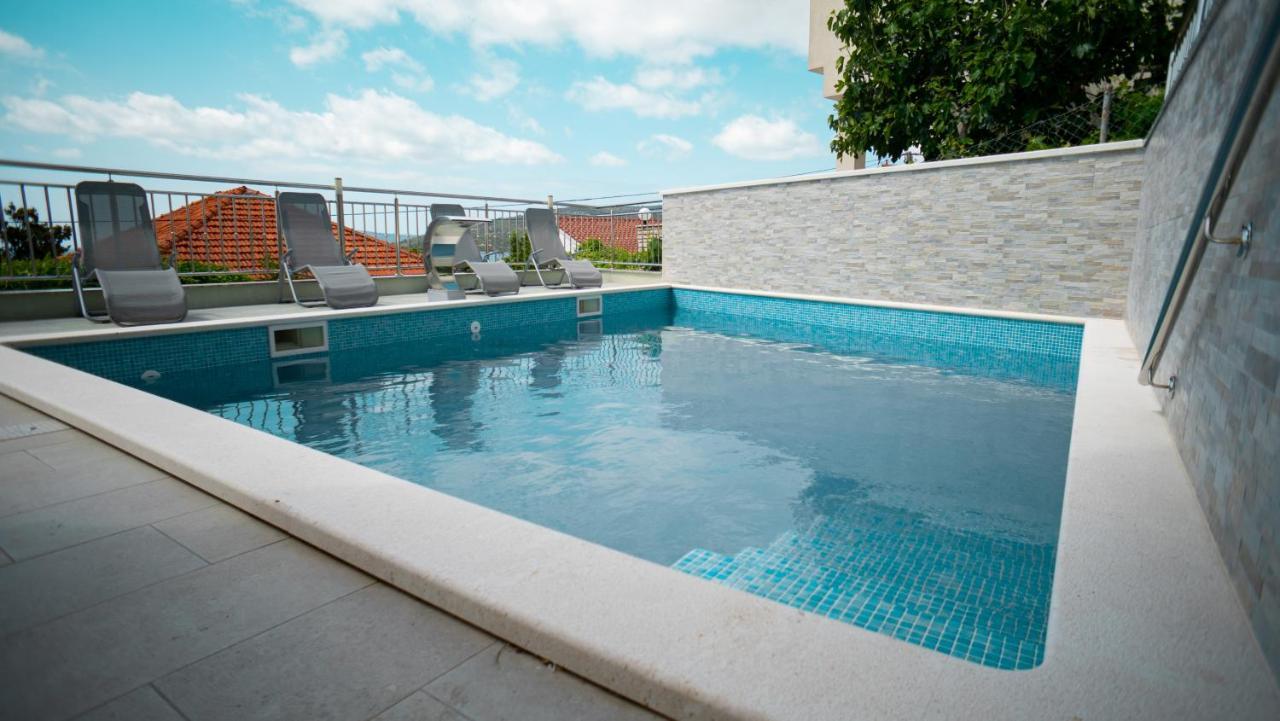 Villa Luxury Trogir セゲット・ヴラニツァ エクステリア 写真