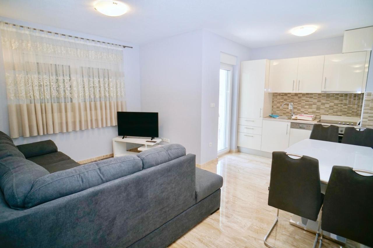 Villa Luxury Trogir セゲット・ヴラニツァ エクステリア 写真